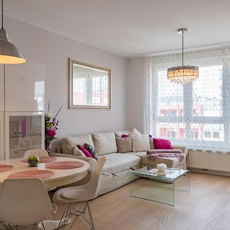 Flexible Selfcheckins 23 - Zagreb - Garage - Electric Vehicle Ccharger - Loggia - New - Luxury Appartement Buitenkant foto