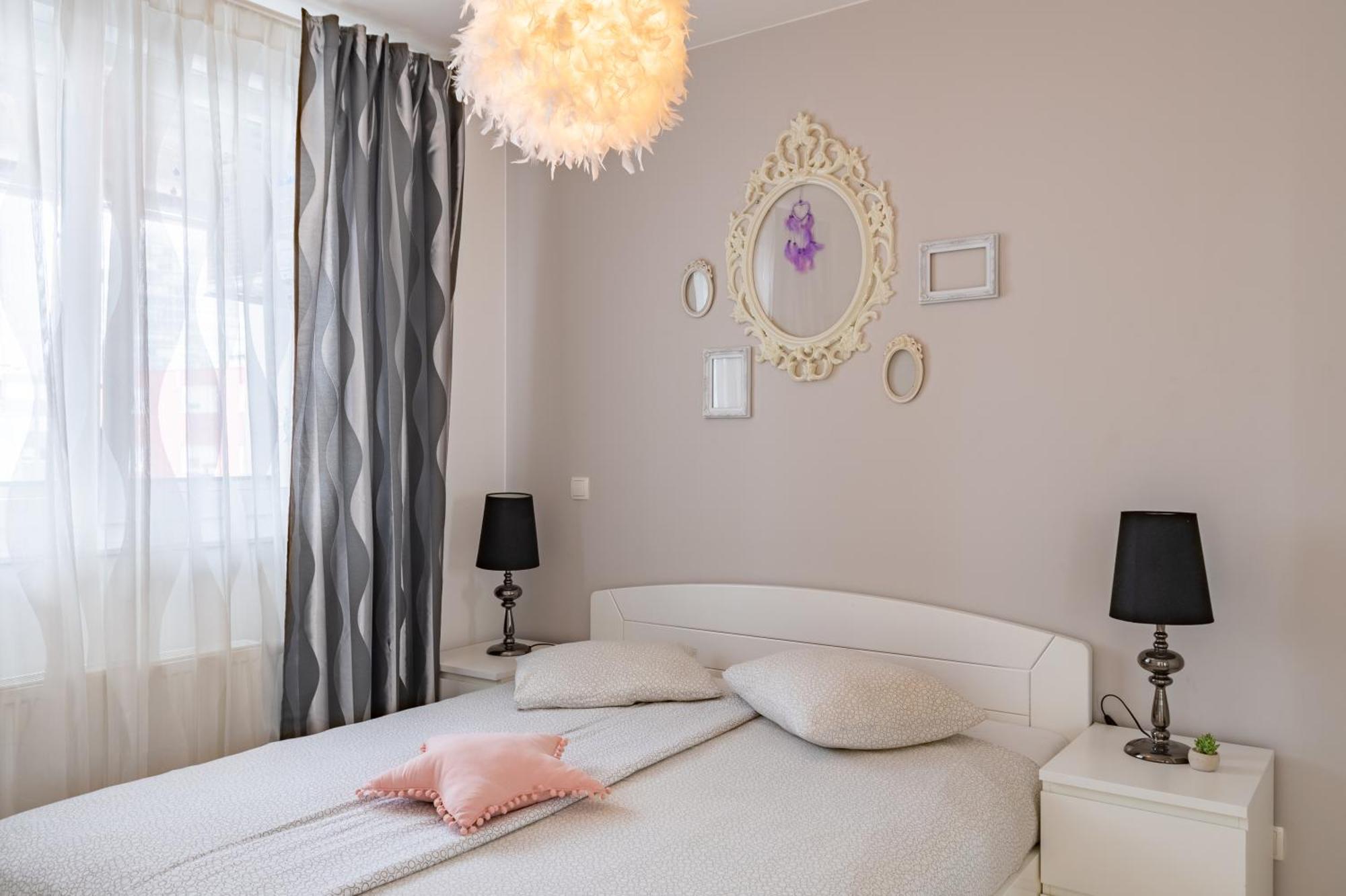 Flexible Selfcheckins 23 - Zagreb - Garage - Electric Vehicle Ccharger - Loggia - New - Luxury Appartement Buitenkant foto