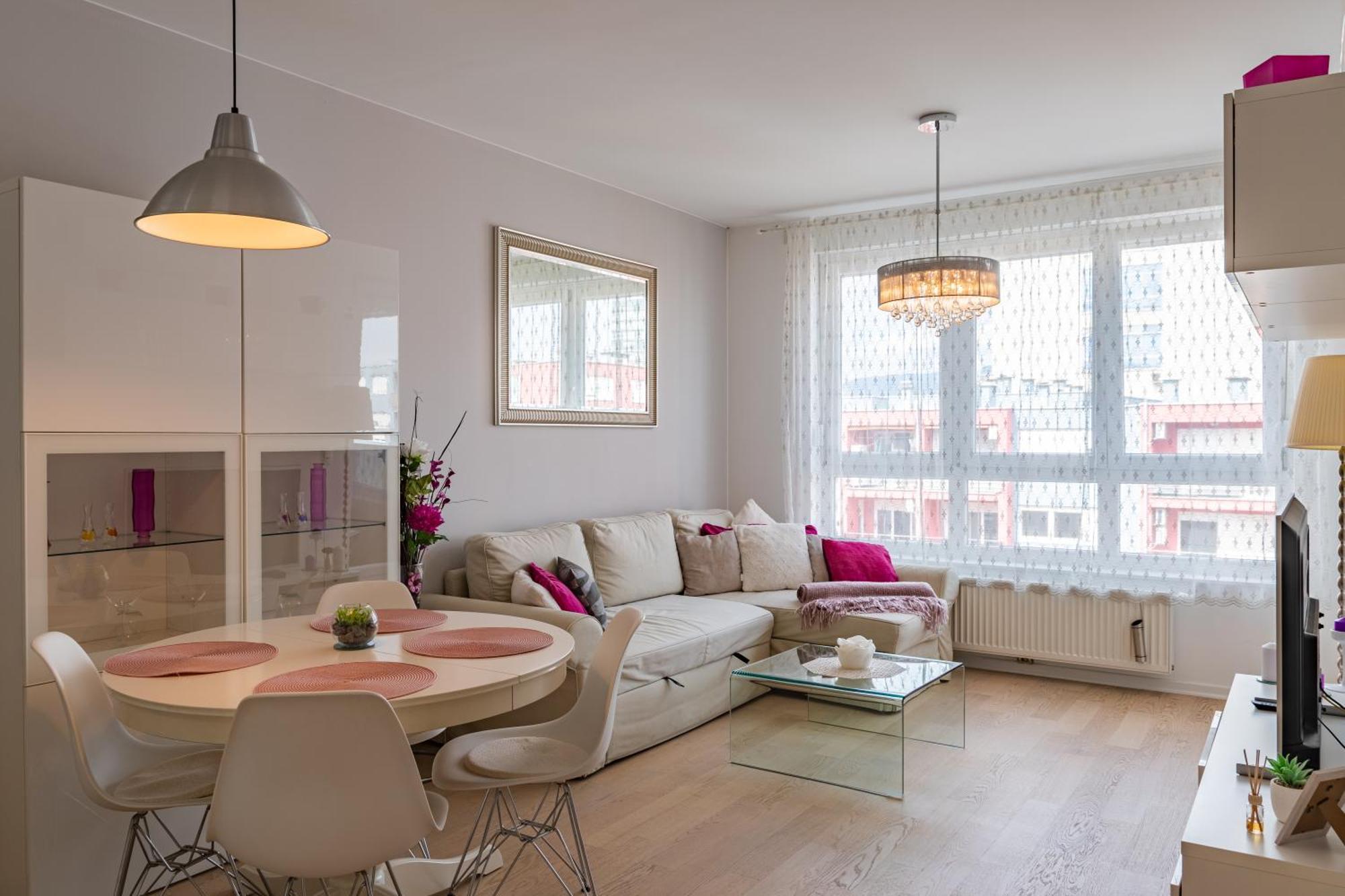 Flexible Selfcheckins 23 - Zagreb - Garage - Electric Vehicle Ccharger - Loggia - New - Luxury Appartement Buitenkant foto